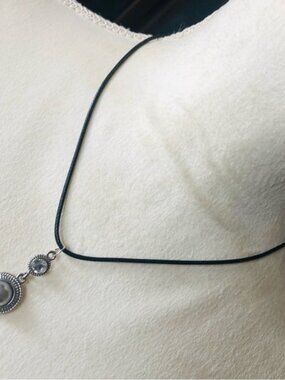 Silver pearl glass stone pendant on leather cord necklace